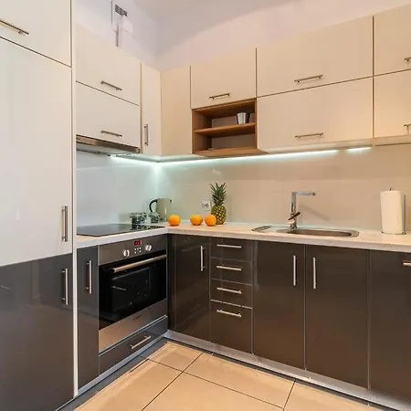 Apartment Chlodna 15 By Homeprime *